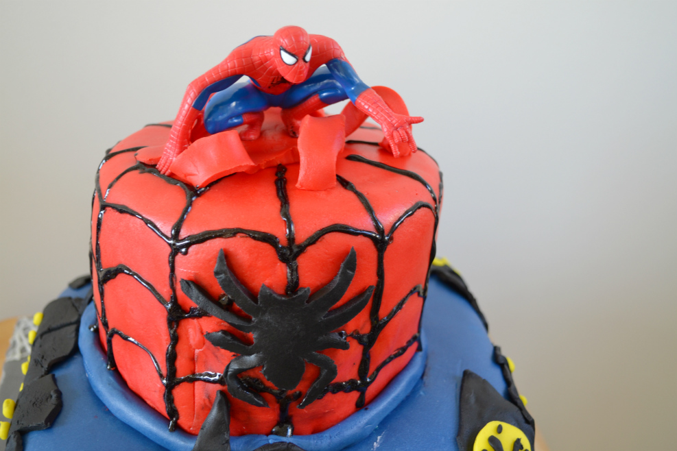 spiderman cake DSC_0149