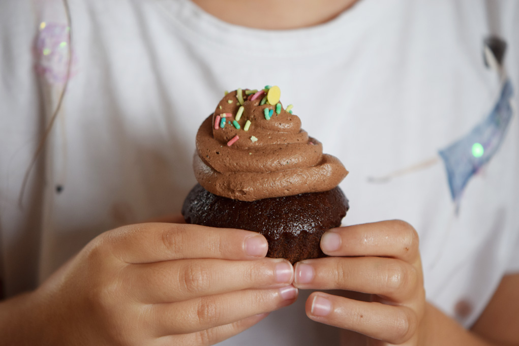 ultimate chocolate cupcakes__0536