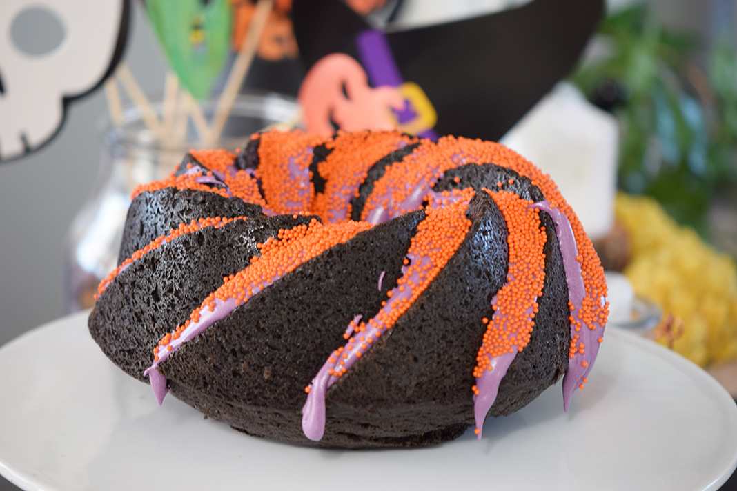 halloween black velvet cake_0001